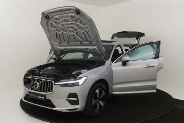 Volvo XC60 (2023) thumbnail 16