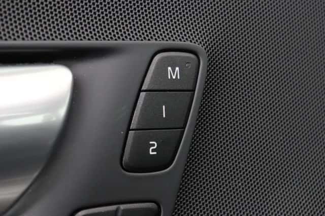 Volvo XC60 (2023) thumbnail 24