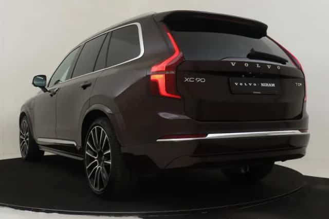 Volvo XC90 (2025) thumbnail 4