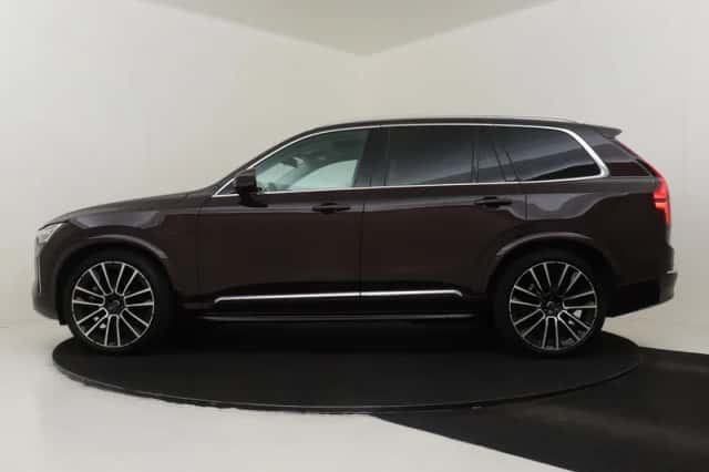 Volvo XC90 (2025) thumbnail 6