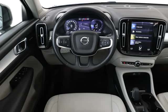 Volvo XC40 (2020) thumbnail 1