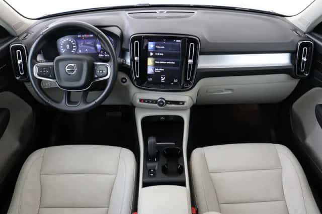 Volvo XC40 (2020) thumbnail 5