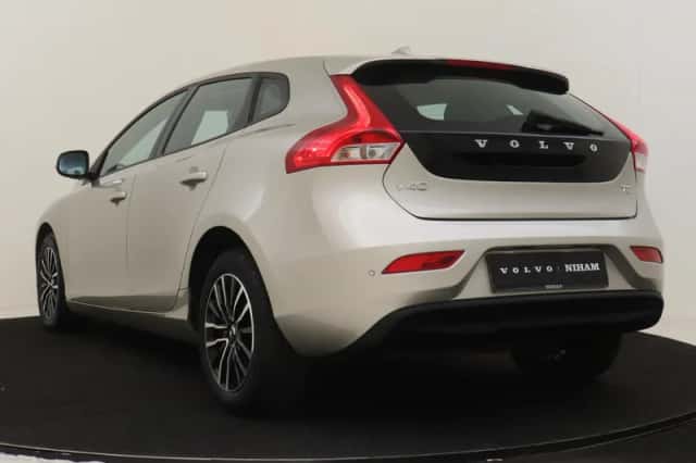 Volvo V40 (2017) thumbnail 4