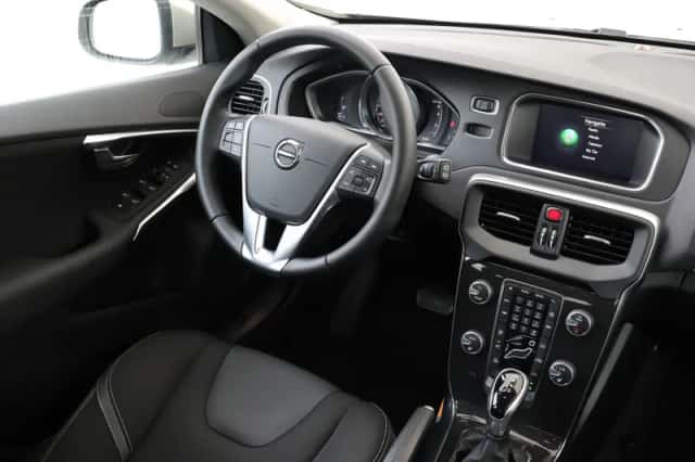 Volvo V40 (2017) thumbnail 5