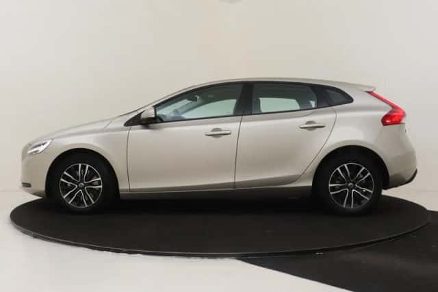 Volvo V40 (2017) thumbnail 6