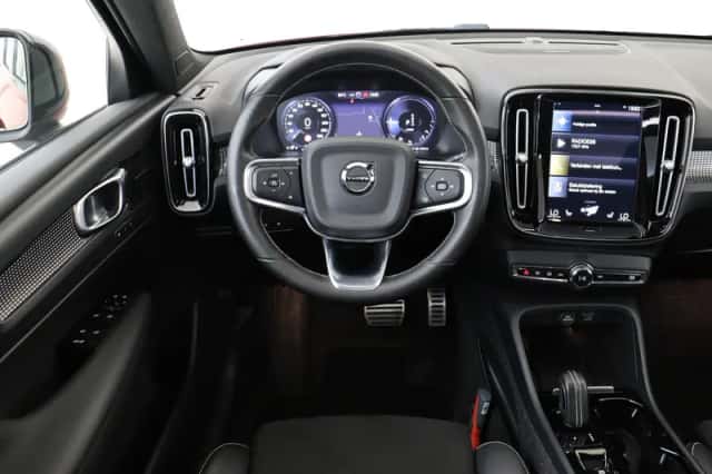 Volvo XC40 (2020) thumbnail 1