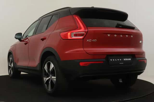 Volvo XC40 (2020) thumbnail 4