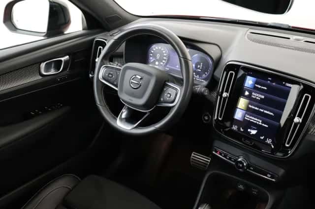 Volvo XC40 (2020) thumbnail 5