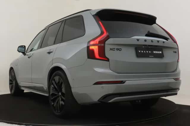 Volvo XC90 (2026) thumbnail 4