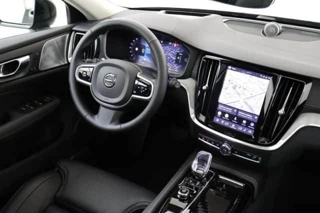 Volvo V60 (2025) thumbnail 5