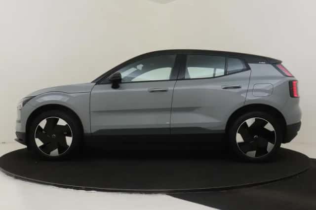 Volvo EX30 (2025) thumbnail 6