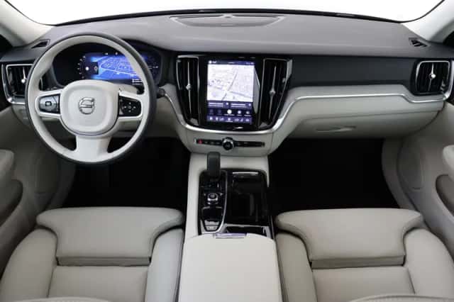 Volvo V60 (2026) thumbnail 3