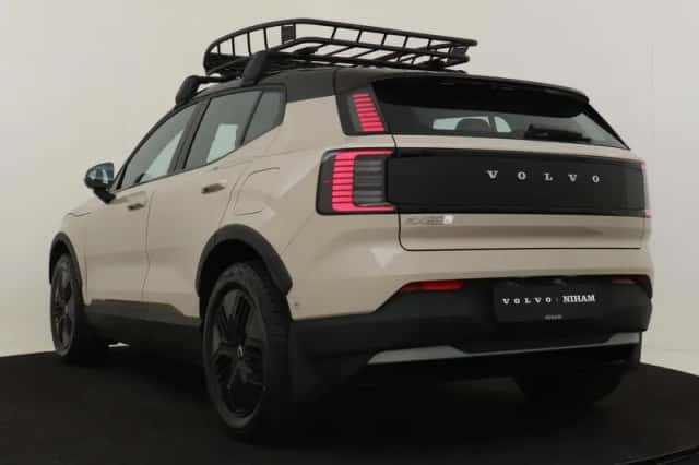 Volvo EX30 (2026) thumbnail 5