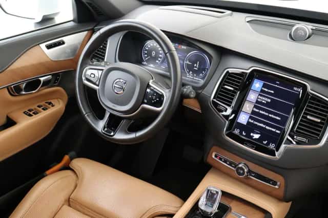 Volvo XC90 (2020) thumbnail 5