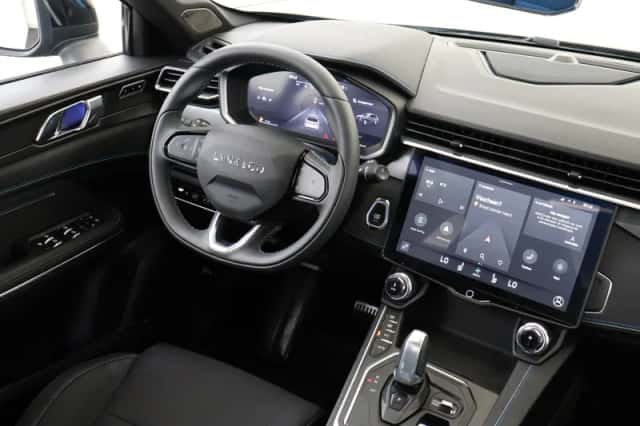 Lynk & Co 01 (2023) thumbnail 5