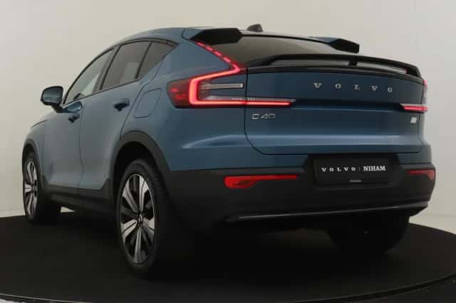Volvo C40 (2023) thumbnail 4