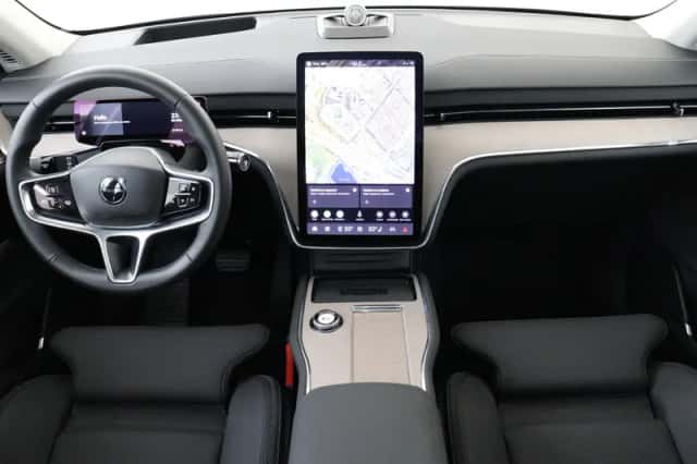 Volvo EX90 (2025) thumbnail 3