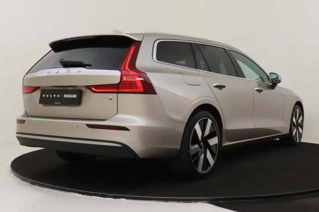 Volvo V60 (2026) thumbnail 3