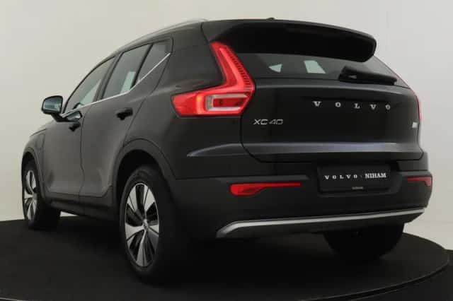 Volvo XC40 (2020) thumbnail 4