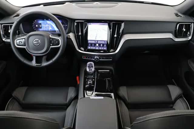 Volvo V60 (2026) thumbnail 3