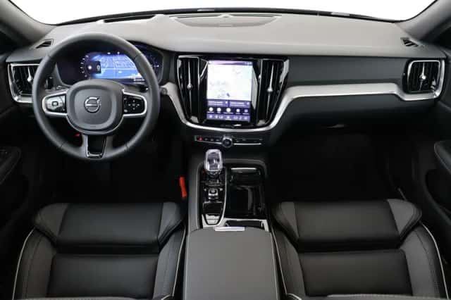 Volvo V60 (2026) thumbnail 3