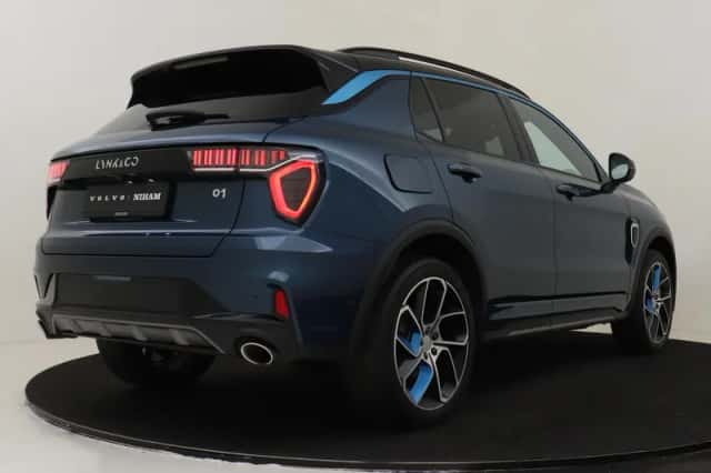 Lynk & Co 01 (2023) thumbnail 2