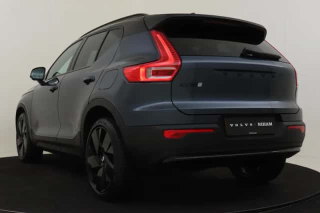 Volvo EX40 (2026) thumbnail 4