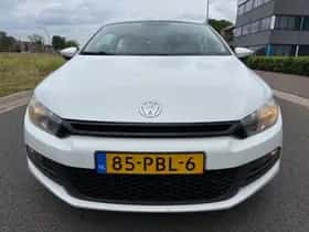 Volkswagen SCIROCCO (2011) thumbnail 2