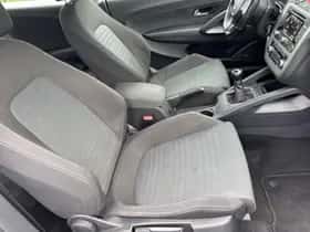 Volkswagen SCIROCCO (2011) thumbnail 15