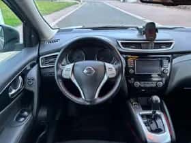 Nissan Qashqai (2017) thumbnail 12