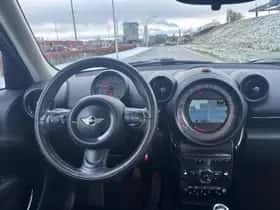 MINI Countryman (2014) thumbnail 16