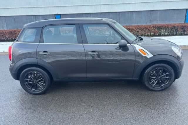 MINI Countryman (2014) thumbnail 6