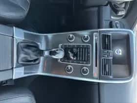 Volvo XC60 (2015) thumbnail 16