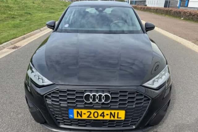 Audi A3 (2021) thumbnail 2