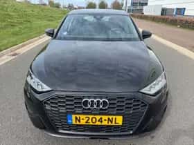 Audi A3 (2021) thumbnail 2