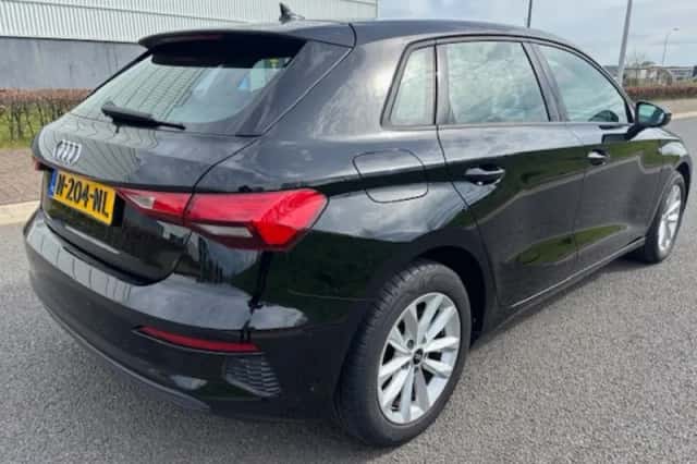 Audi A3 (2021) thumbnail 6