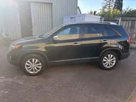 Kia Sorento (2010) thumbnail 7