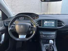 Peugeot 308 (2014) thumbnail 14
