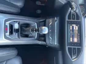 Peugeot 308 (2014) thumbnail 15