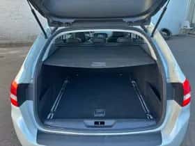Peugeot 308 (2014) thumbnail 18