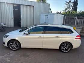 Peugeot 308 (2014) thumbnail 5