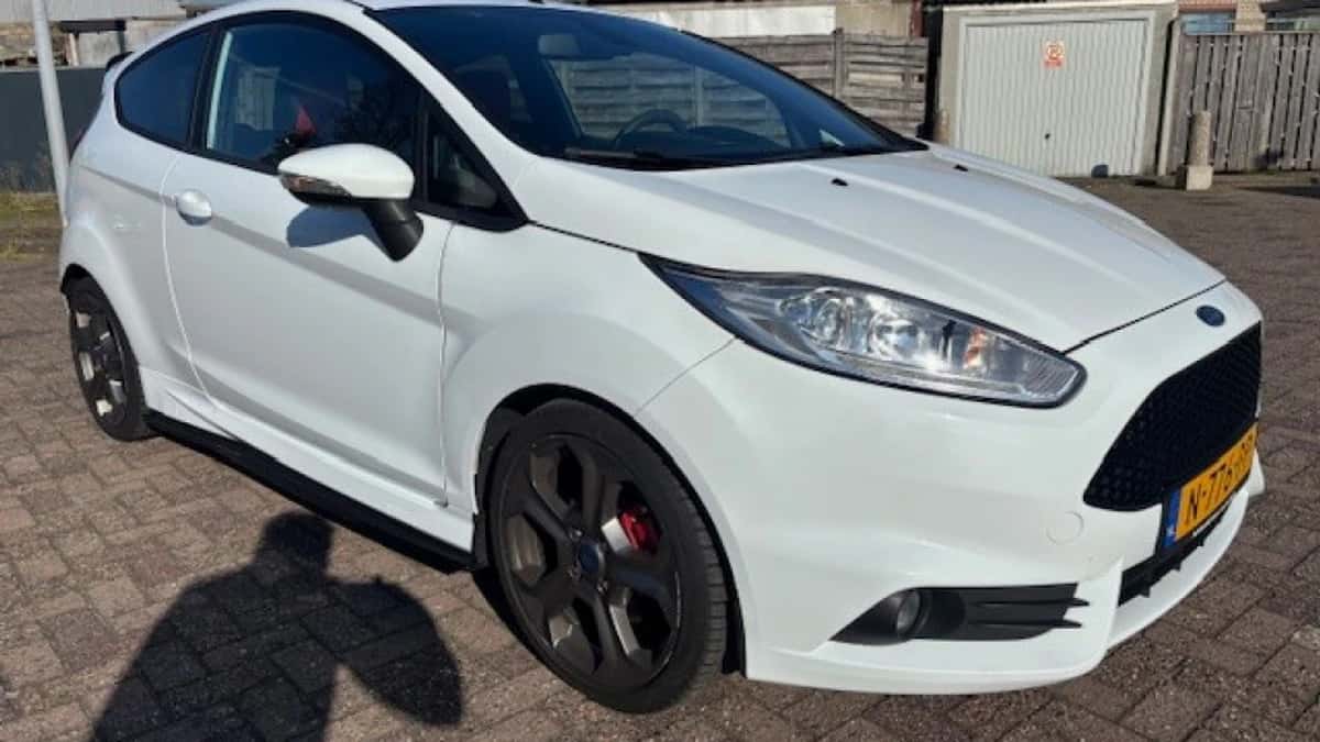 Ford Fiesta (2015) — foto 1