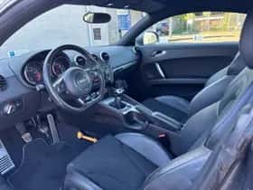 Audi TT (2011) thumbnail 11