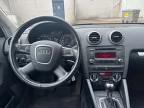 Audi A3 (2010) thumbnail 13