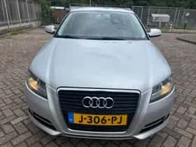 Audi A3 (2010) thumbnail 4