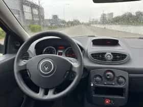Renault Clio (2007) thumbnail 18