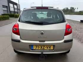 Renault Clio (2007) thumbnail 6