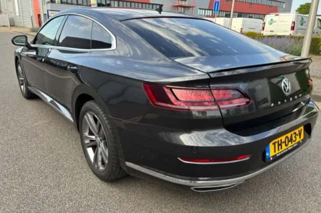 Volkswagen Arteon (2018) thumbnail 5