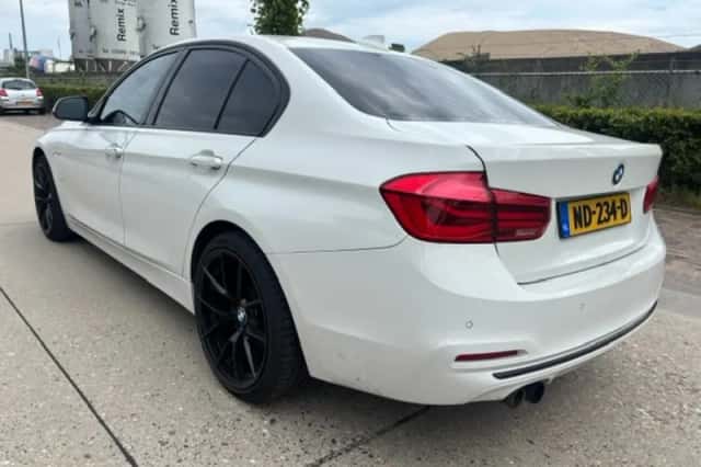 BMW 3-Serie (2016) thumbnail 5