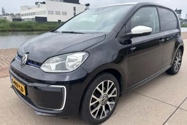 Volkswagen E-UP (2020) thumbnail 1